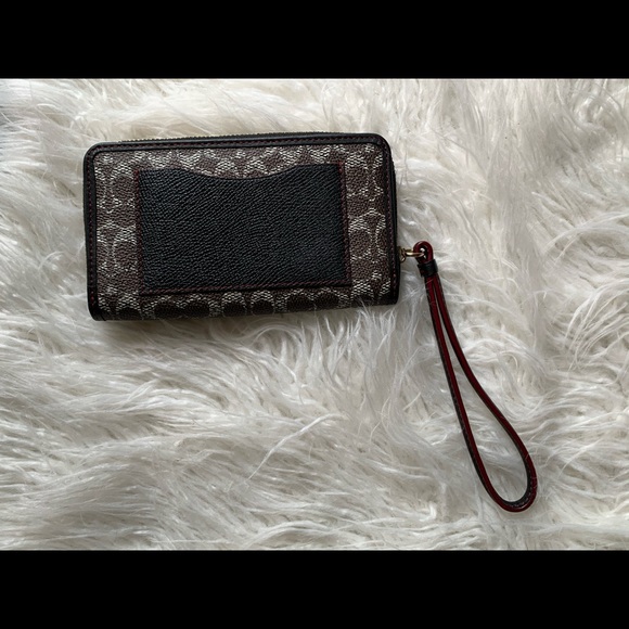 NWOT Coach leather wristlet wallet - Picture 6 of 8